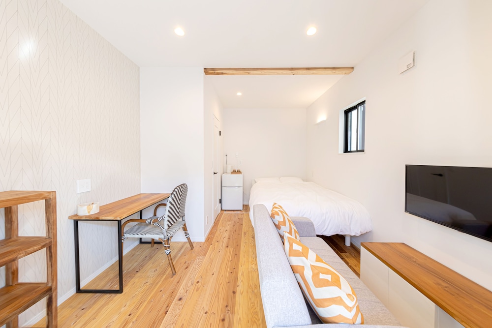 スタンダード ダブルルーム ダブルベッド 1 台 禁煙 客室2 | イノセンスリゾート -in 千葉レゾール -