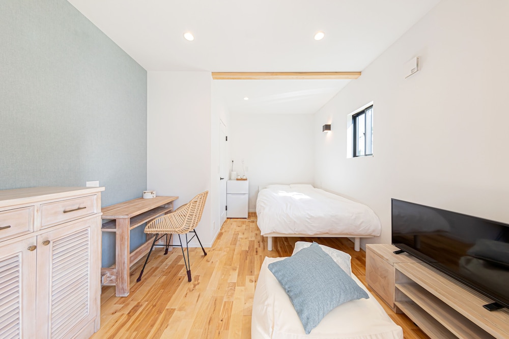 スタンダード ダブルルーム ダブルベッド 1 台 禁煙 客室3 | イノセンスリゾート -in 千葉レゾール -