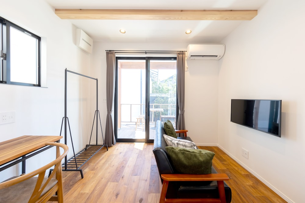 スタンダード ダブルルーム ダブルベッド 1 台 禁煙 客室8 | イノセンスリゾート -in 千葉レゾール -