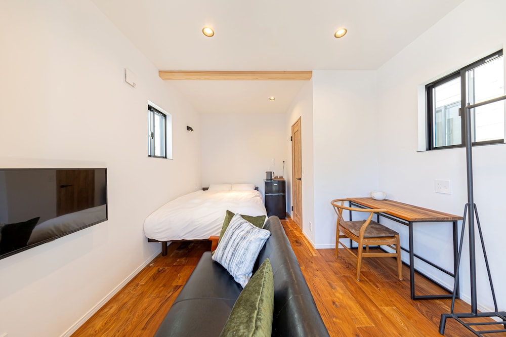 スタンダード ダブルルーム ダブルベッド 1 台 禁煙 客室6 | イノセンスリゾート -in 千葉レゾール -