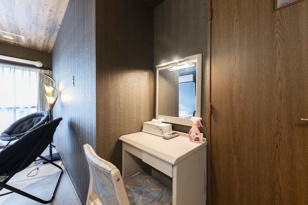 ビジネス アパートメント 客室4 | Few Days Condominium 205