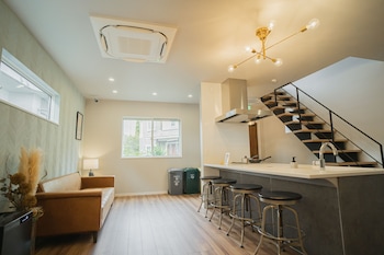 オレンジカウンティゲストハウス