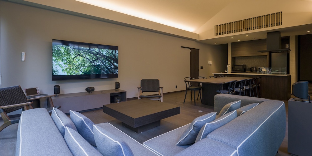 [D棟] 143平米/ペット可/ジャグジー, 天然温泉, サウナ付き リビング エリア2 | Rakuten STAY VILLA 日光