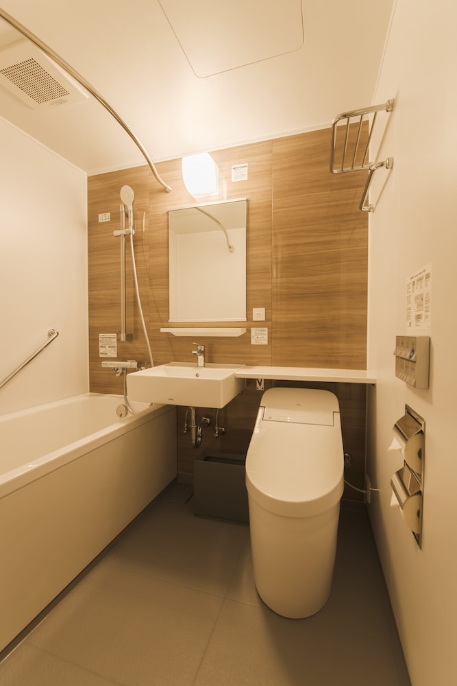 スタンダード ツインルーム 禁煙 バスルーム0 | ホテル エミオン 札幌