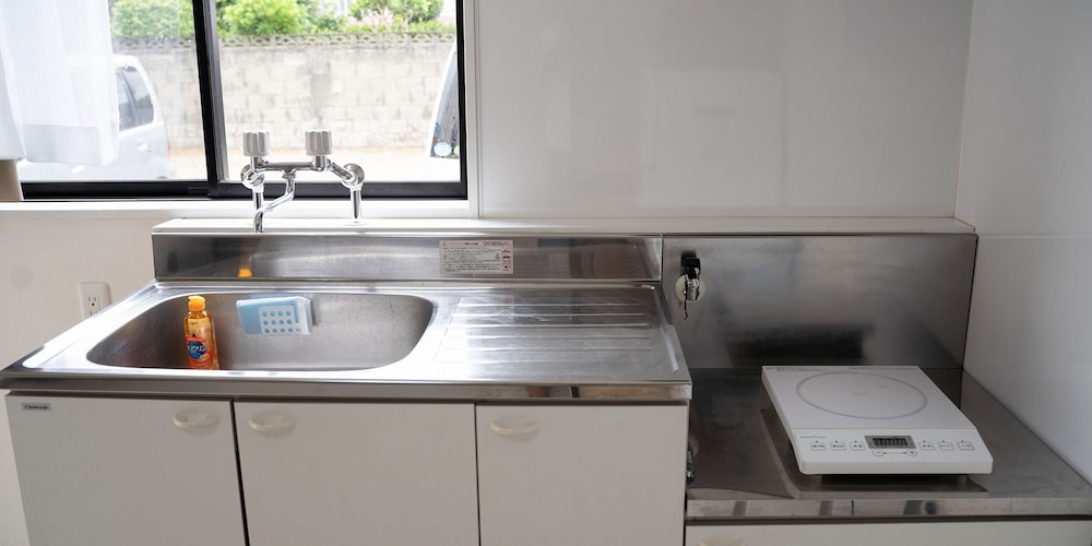 ベーシック アパートメント 専用キッチン1 | カーチベー石垣