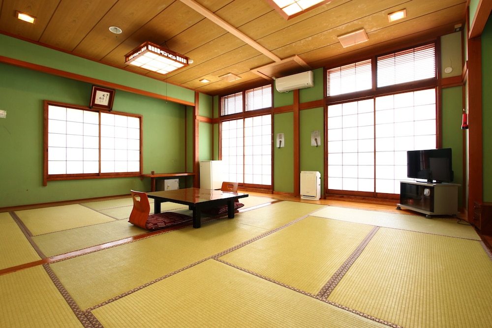 客室1 | 大野荘