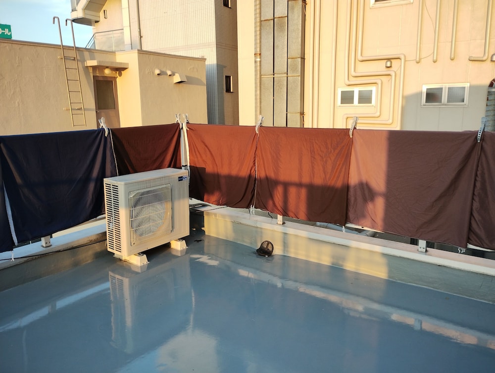 西新井駅から100mの好立地 定員5名ファミリールーム 禁煙 テラス / パティオ0 | GUEST HOUSE SAKAE