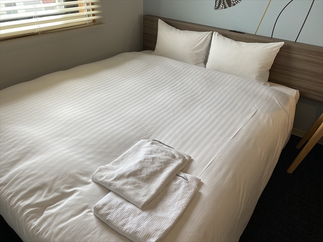 【禁煙】コンフォートダブル14㎡(本館ステーションウィング) 02 | ホテル アザット 那覇