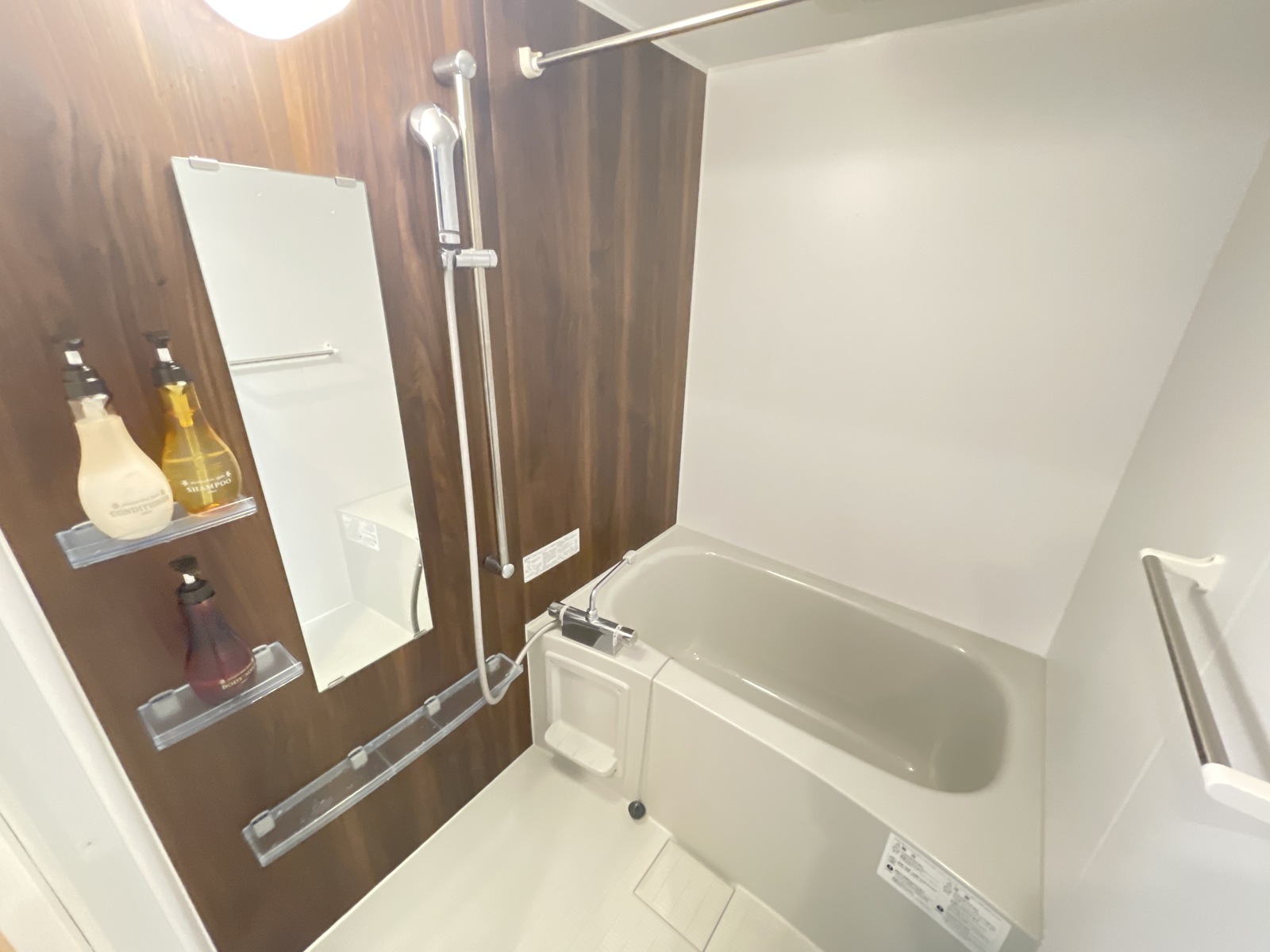 ダブルルーム 05 | BiBi Hotel コンベンションベイ