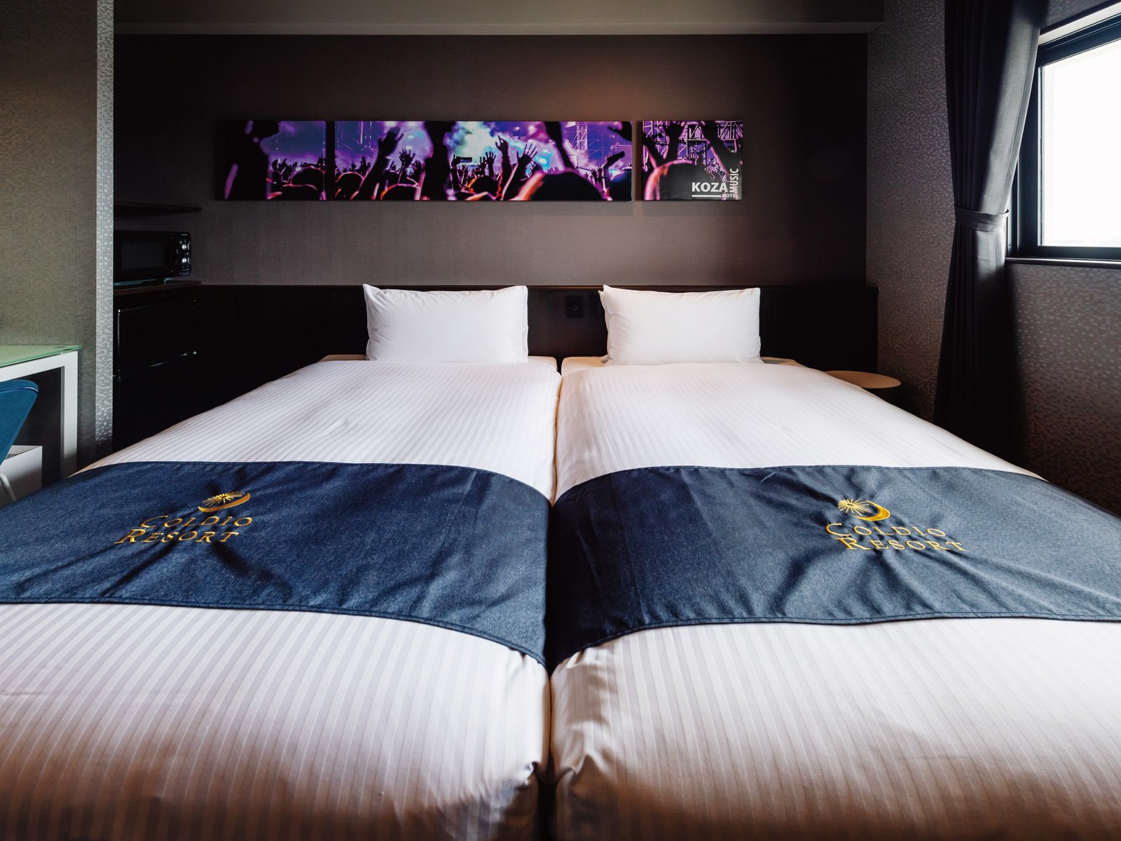 沖縄アリーナ近く！コザの街で音楽と触れ合う新しい滞在（素泊まり）