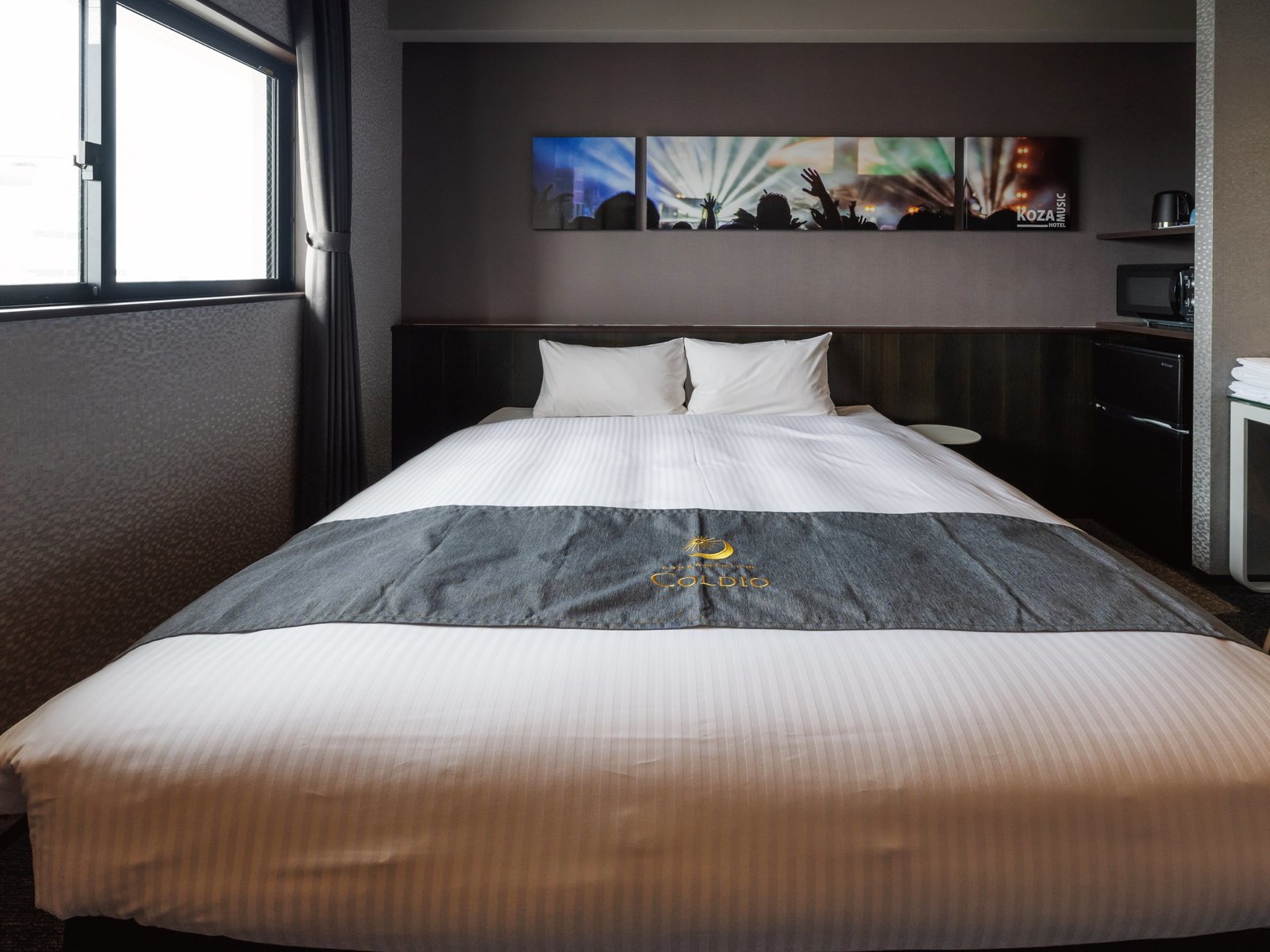 「ROCK」 クイーン 02 | ミュージックホテル コザ by コルディオプレミアム