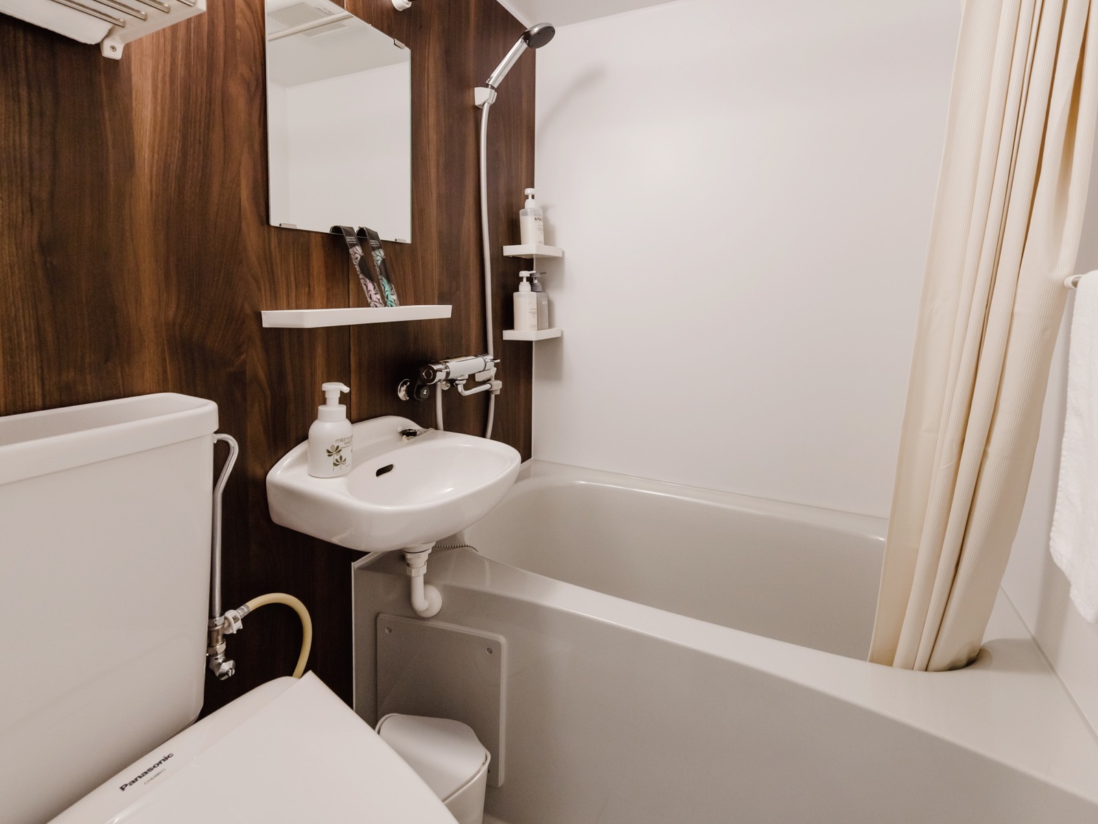 「ROCK」 クイーン 04 | ミュージックホテル コザ by コルディオプレミアム