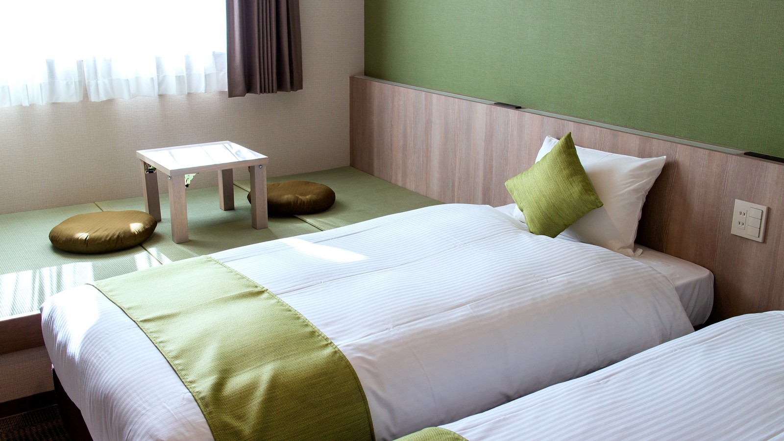  ☆トリプルルーム☆和洋室２０平米〈禁煙〉 01 | ホテル ランタナ 那覇松山