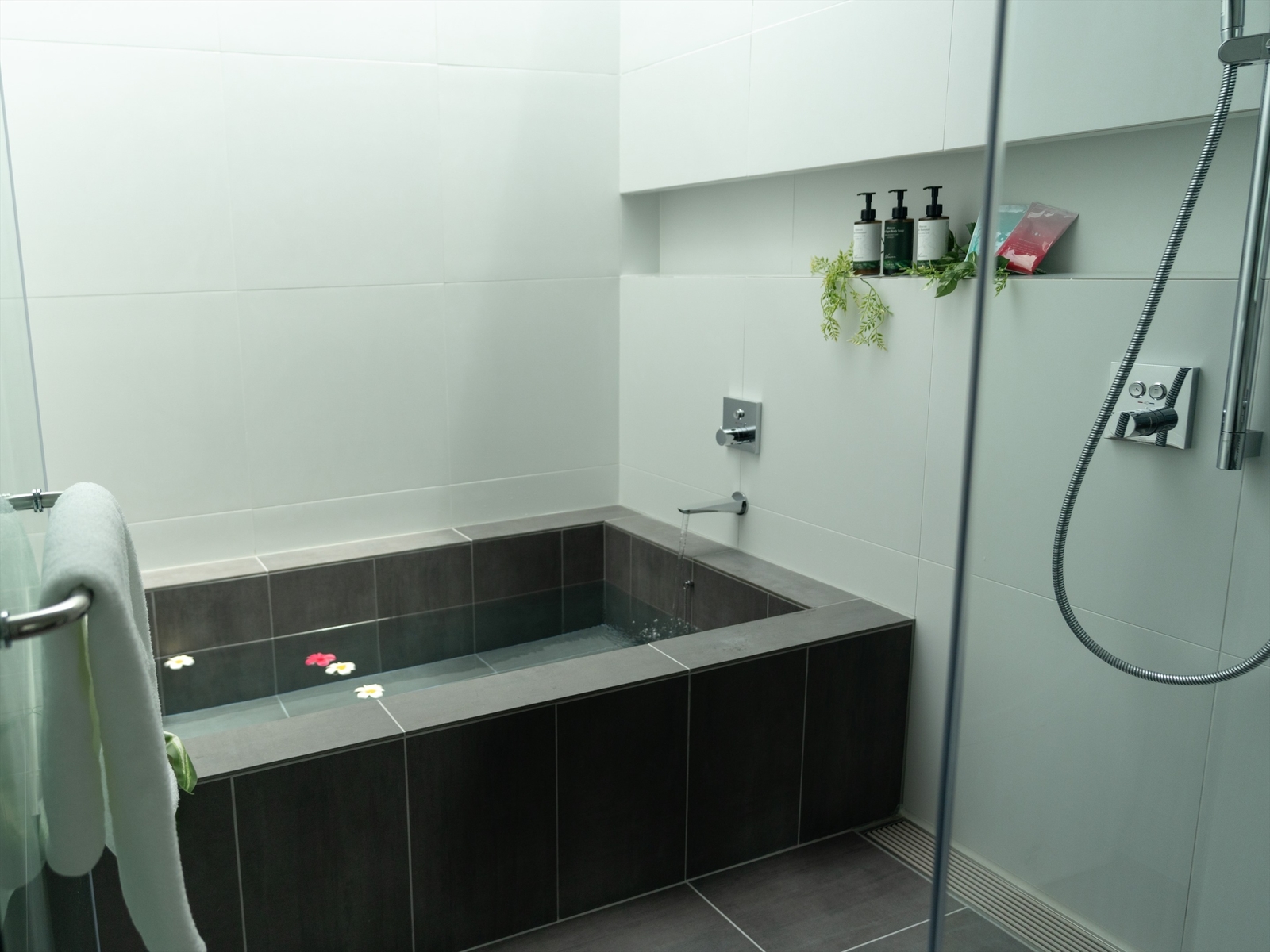 ラグジュアリープールヴィラ 08 | プールヴィラ 古宇利島 by コルディオスマートリゾート