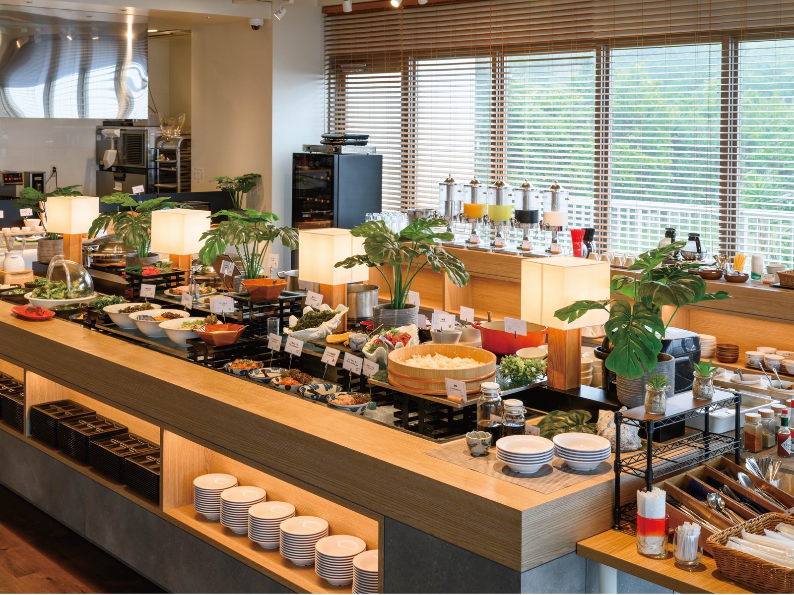 古宇利大橋を望むインフィニティプール付きヴィラで優雅な古宇利ステイ(朝食付)