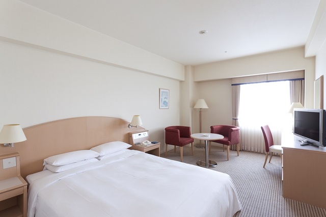 モデレートダブル【本館／喫煙・28平米】 | ホテルヒューイット甲子園