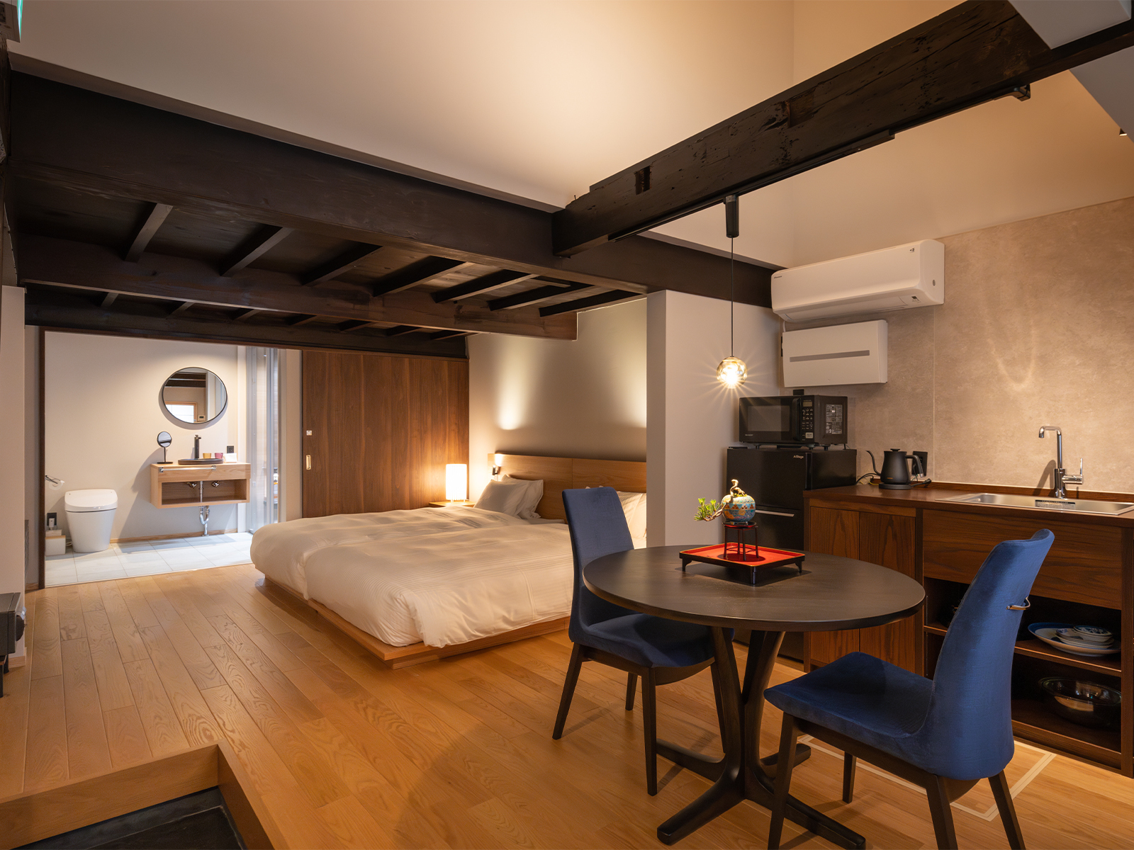 分銅／BUNDO：伝統的な町家造りの客室 33平米 | オーベルジュほまち三國湊