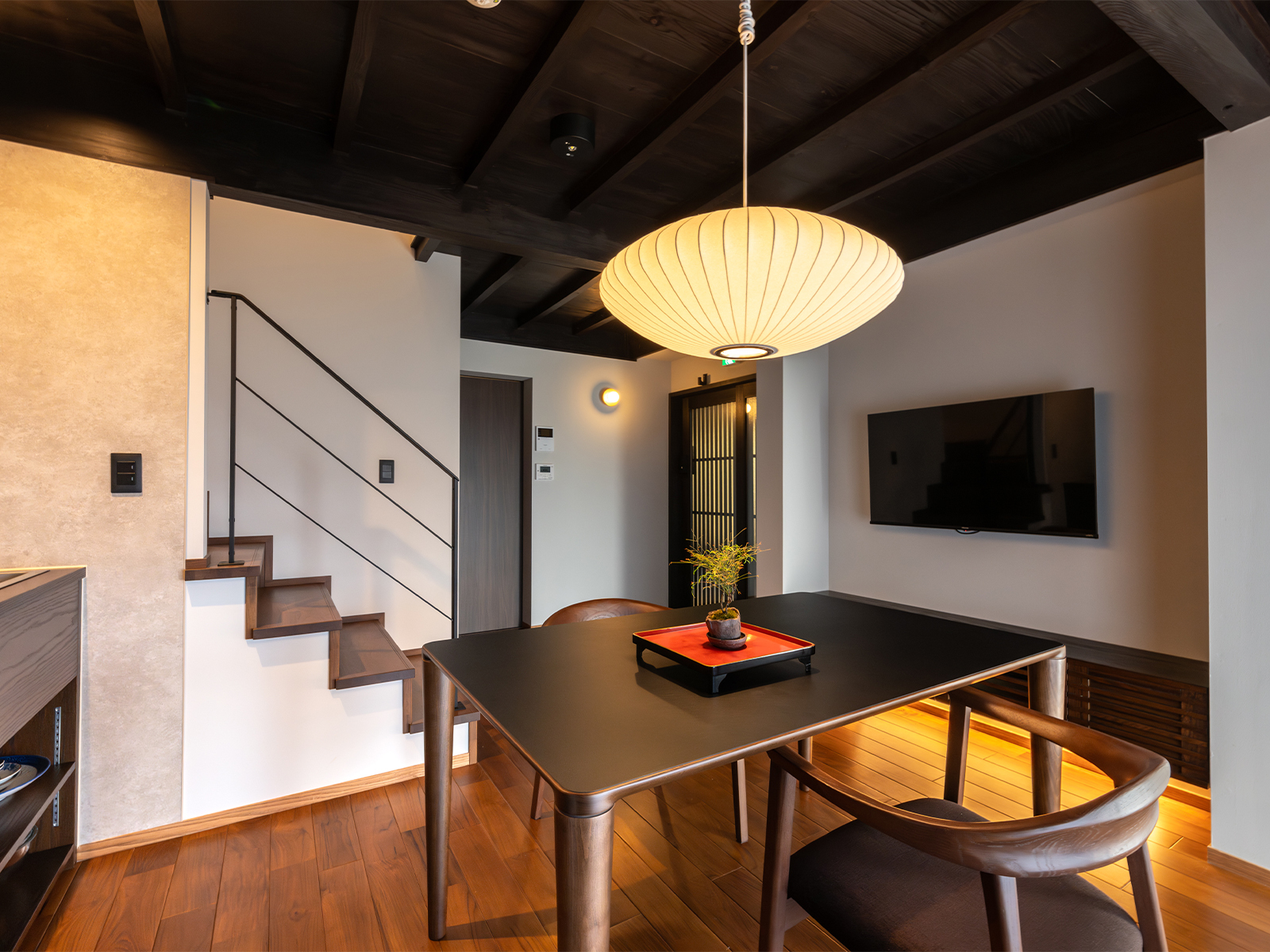 青海波／SEIGAIHA：町家の2階建てスイート 48平米 | オーベルジュほまち三國湊