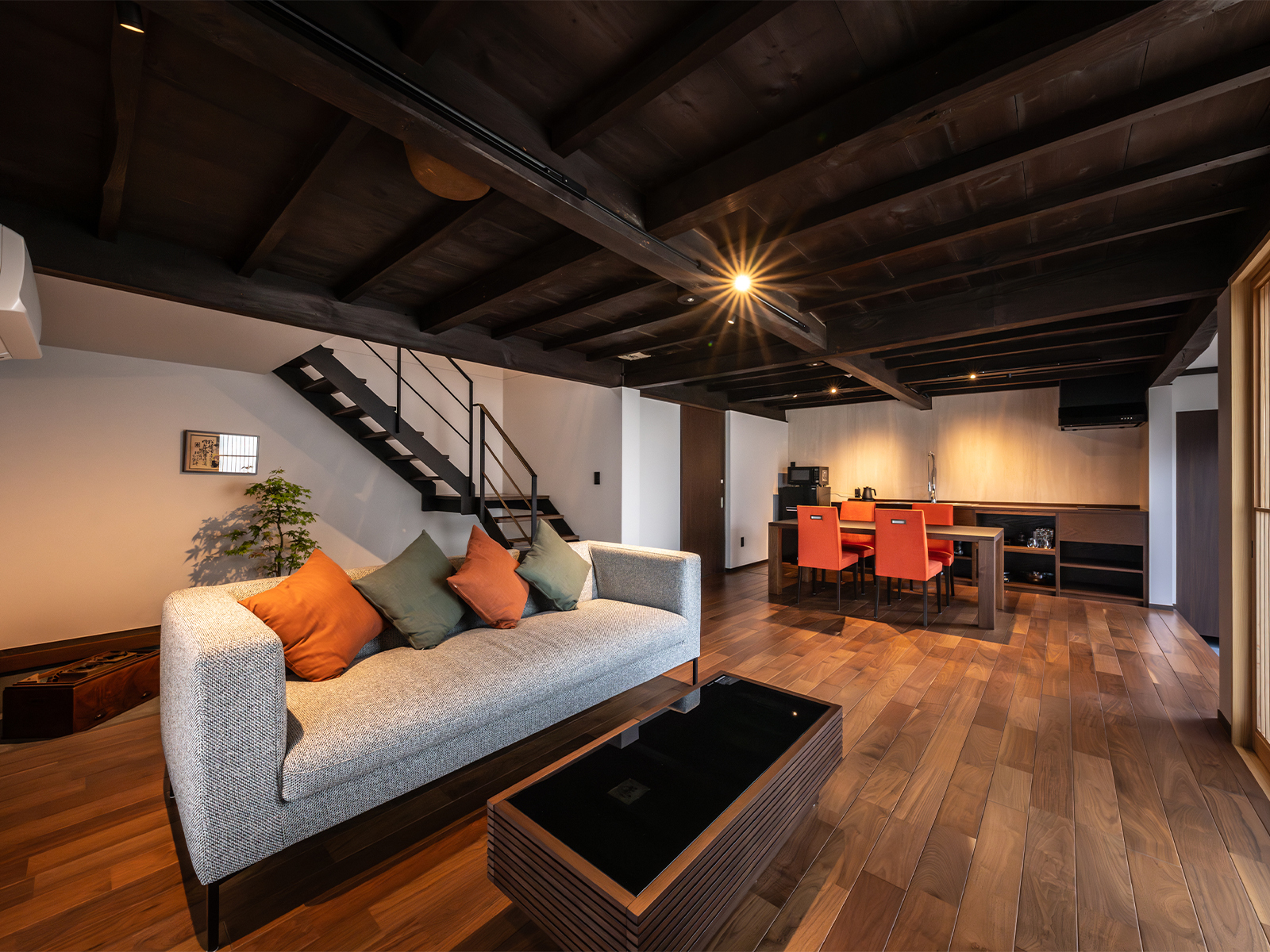 工の字/KONOJI：町家の2階建てスイート 89平米 | オーベルジュほまち三國湊