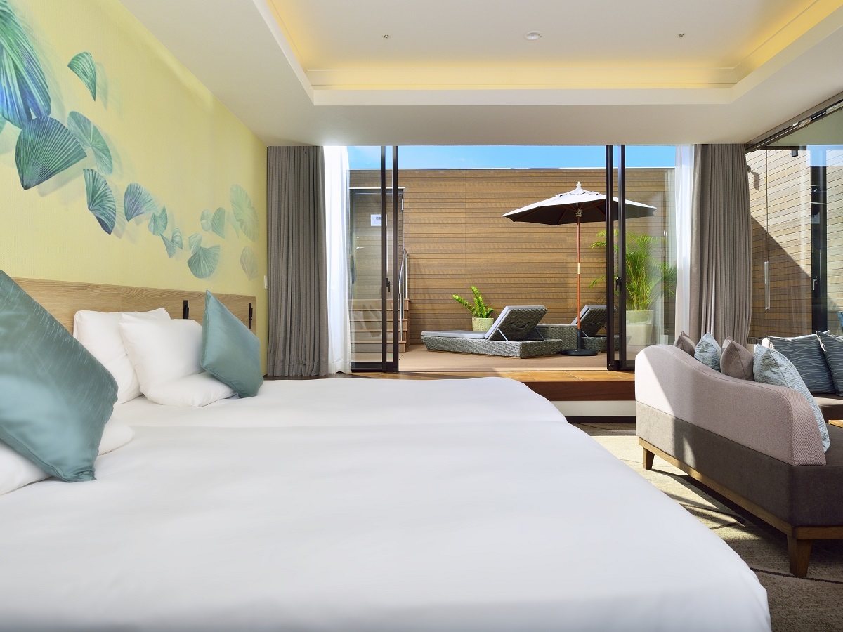 【禁煙】テラススイート/最上階ラウンジ付 | ノボテル沖縄那覇