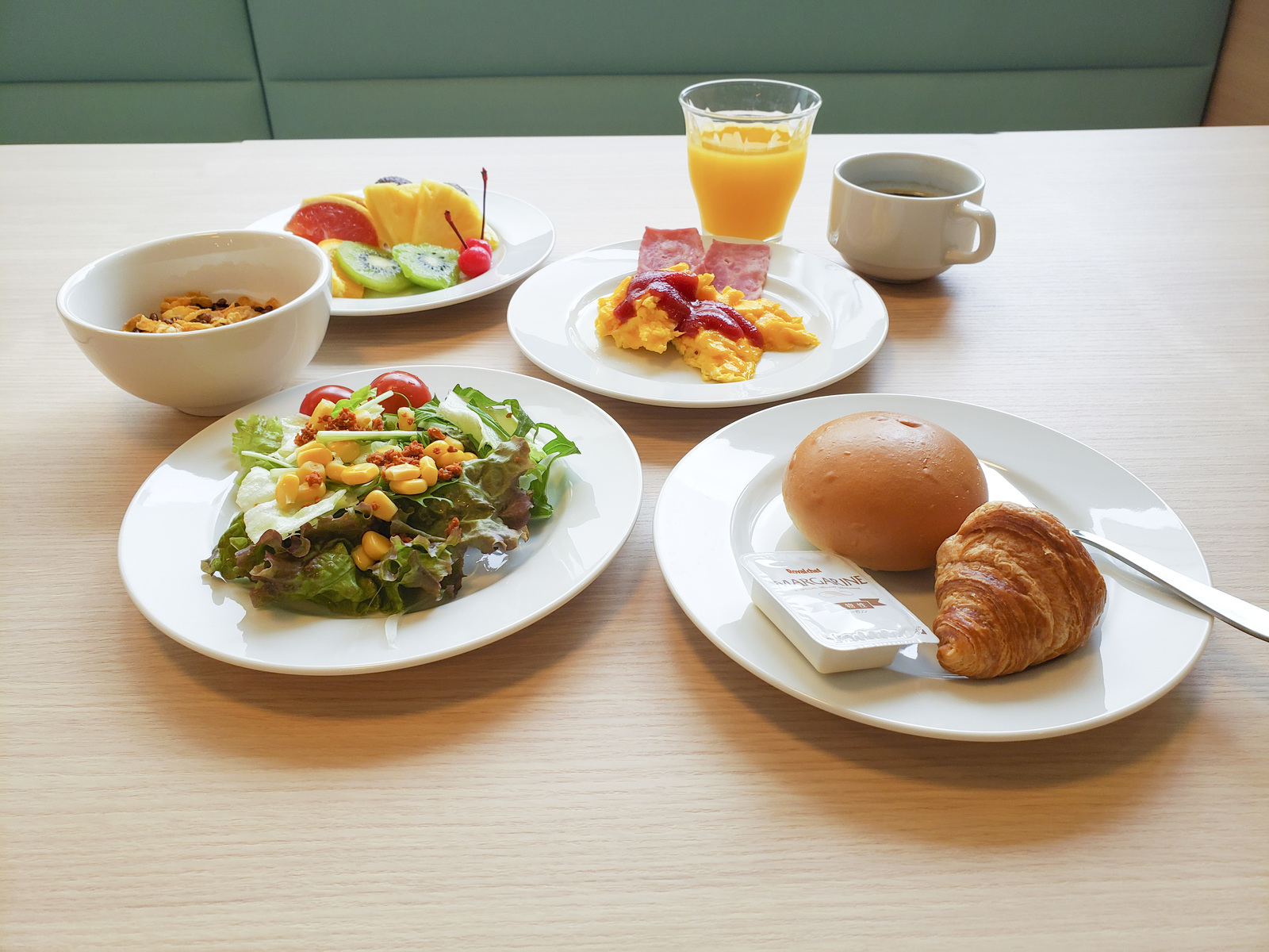 【朝食付き】国際通り目の前の好立地!〜ゆったり朝食付きプラン〜 【朝食付き】国際通り目の前の好立地!〜ゆったり朝食付きプラン〜