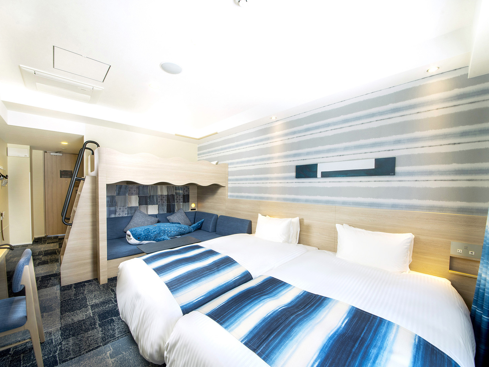 ファミリールーム【禁煙・定員4名】bunk beds 01 | ホテルトリフィート 那覇旭橋