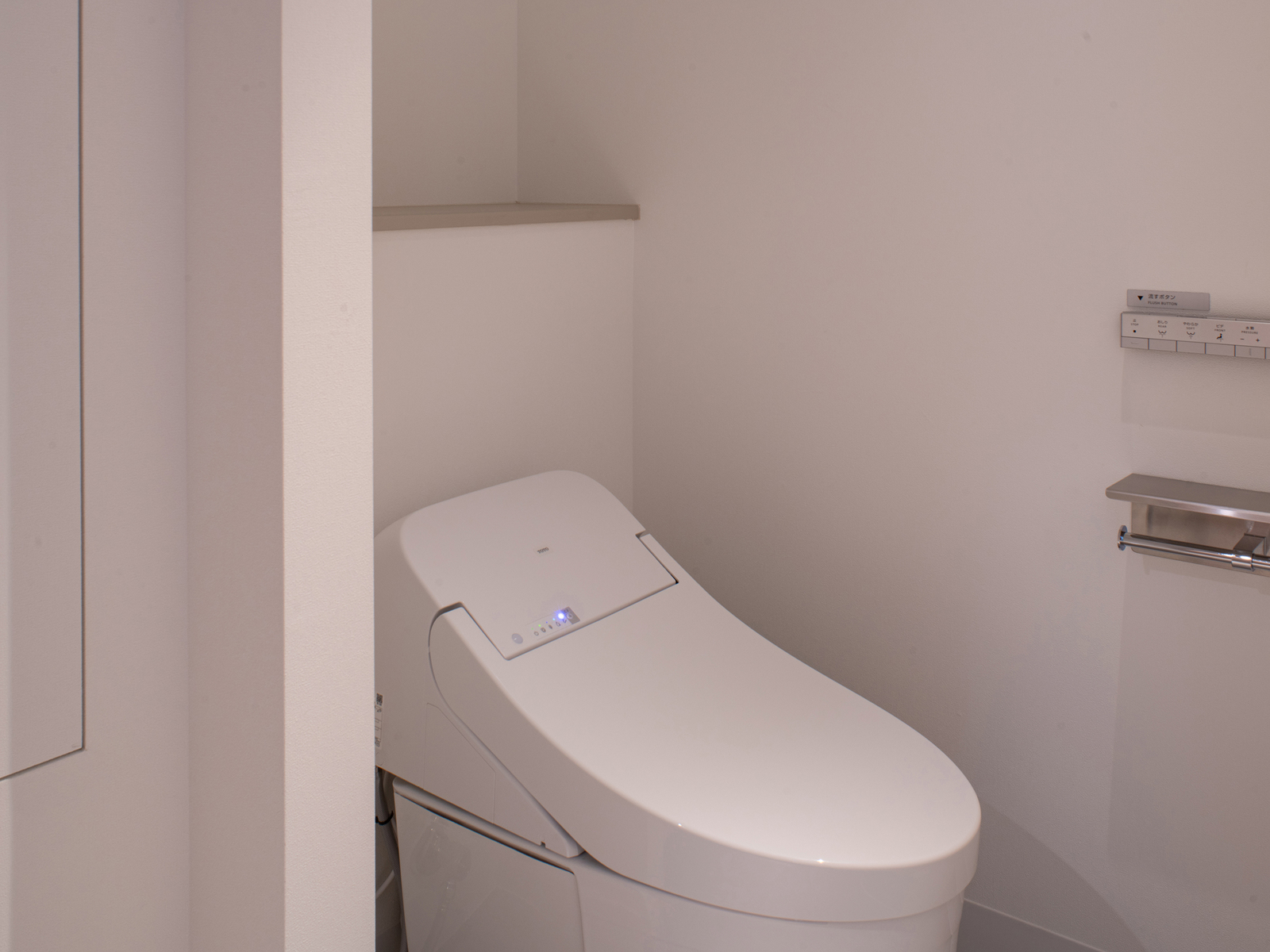 デラックスルーム 04 | レフ沖縄アリーナ by ベッセルホテルズ