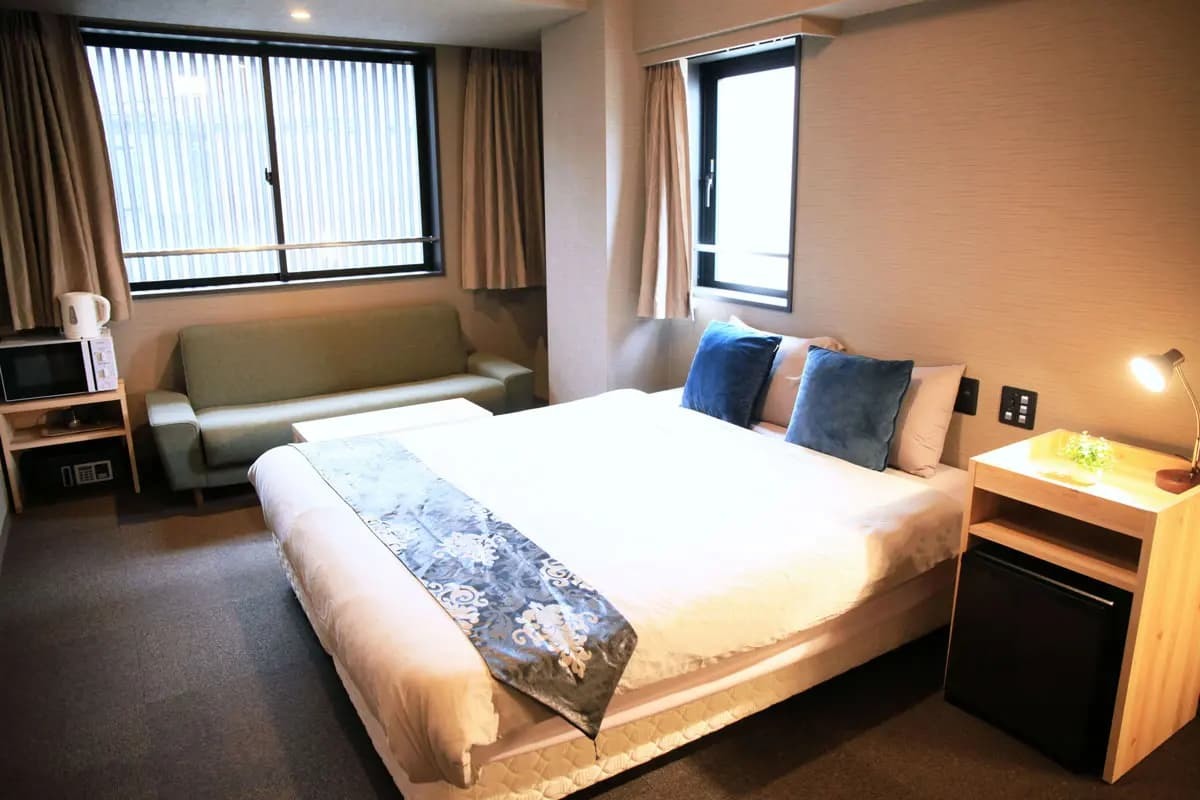 スタンダードダブル | HOTEL LEGASTA 京都白川三条