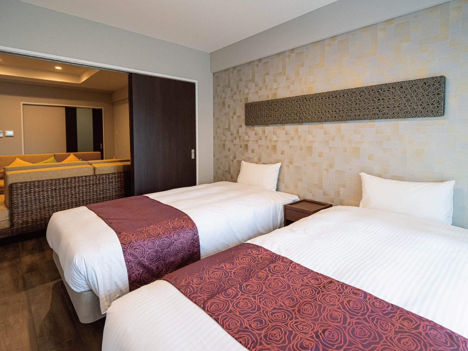 ムーン スイートコンド 06 | コルディオ ジョイントホーム那覇