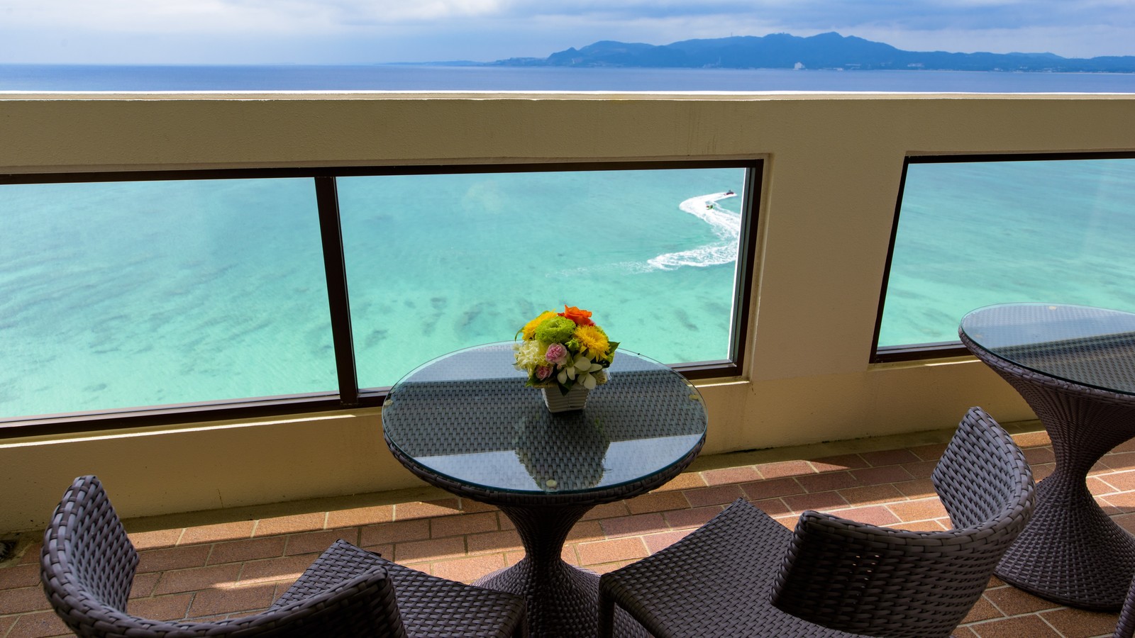 【スタンダードツイン禁煙】 　◆オーシャンフロント◆ 01 | ベストウェスタン沖縄幸喜ビーチ