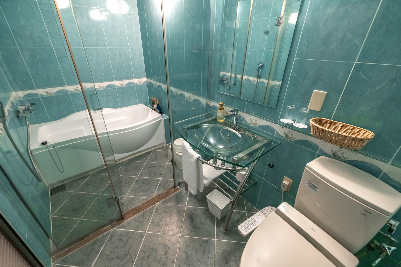 【スタンダードツイン禁煙】 　◆オーシャンフロント◆ 03 | ベストウェスタン沖縄幸喜ビーチ