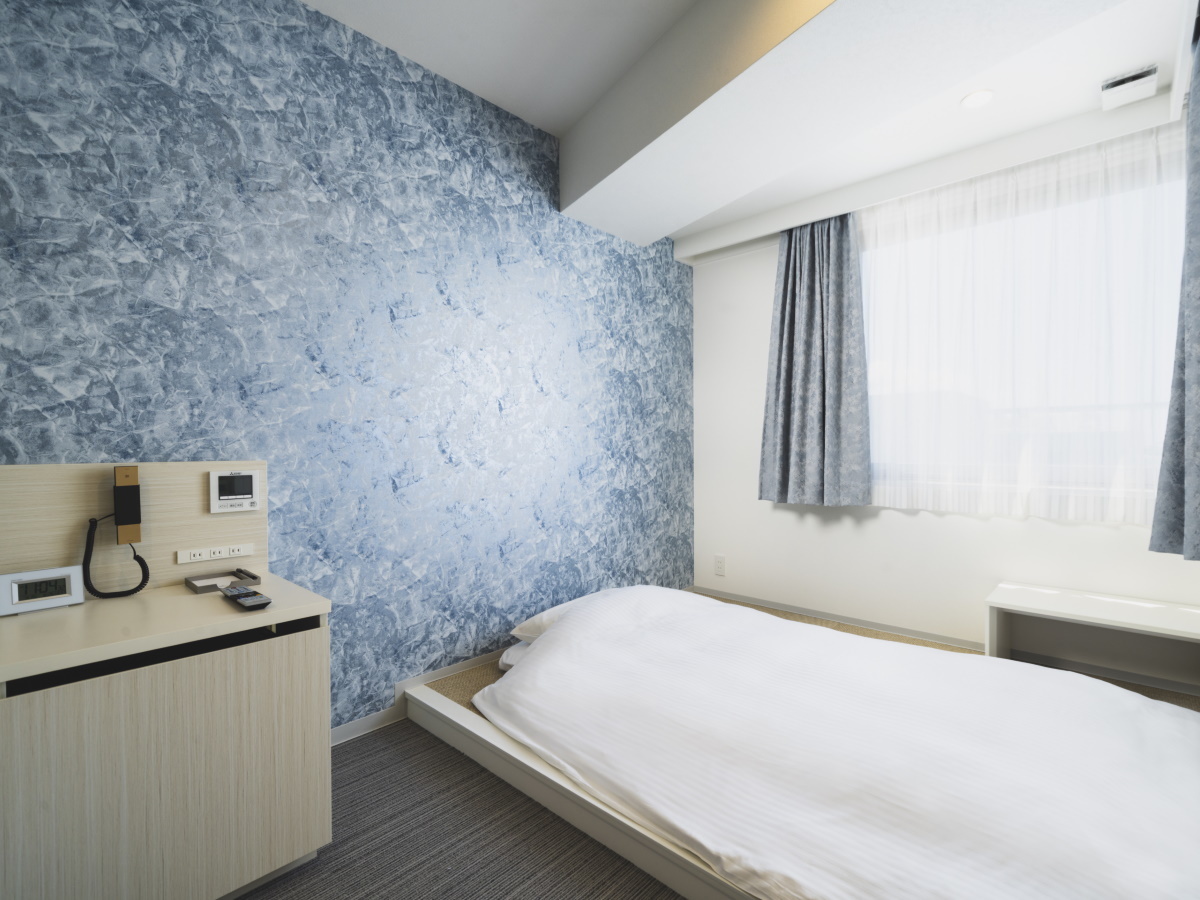 和洋室ダブル【禁煙】２１平米 01 | レンブラントスタイル那覇