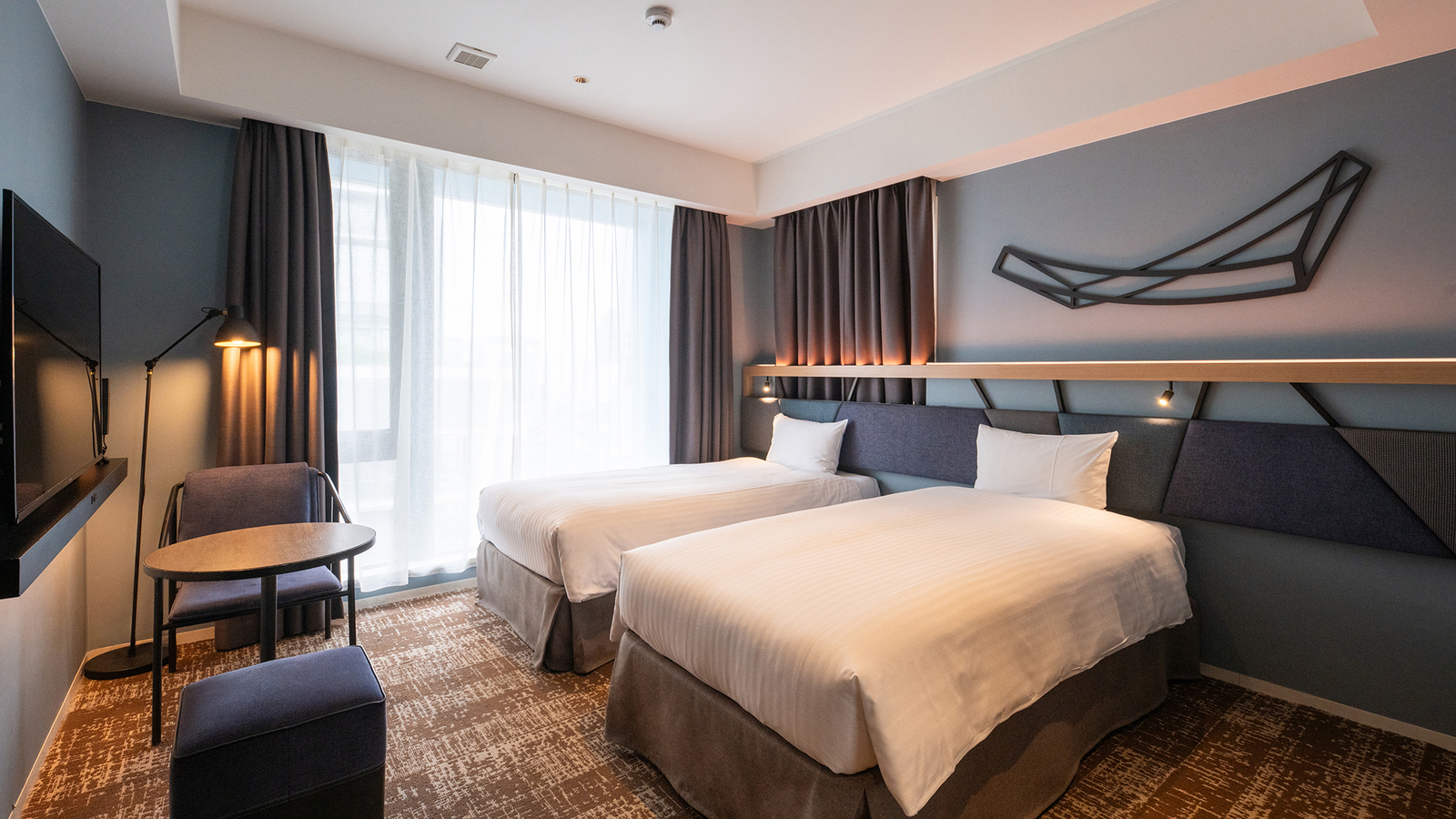 デラックスツイン | クインテッサホテル大阪梅田 Comic&Books