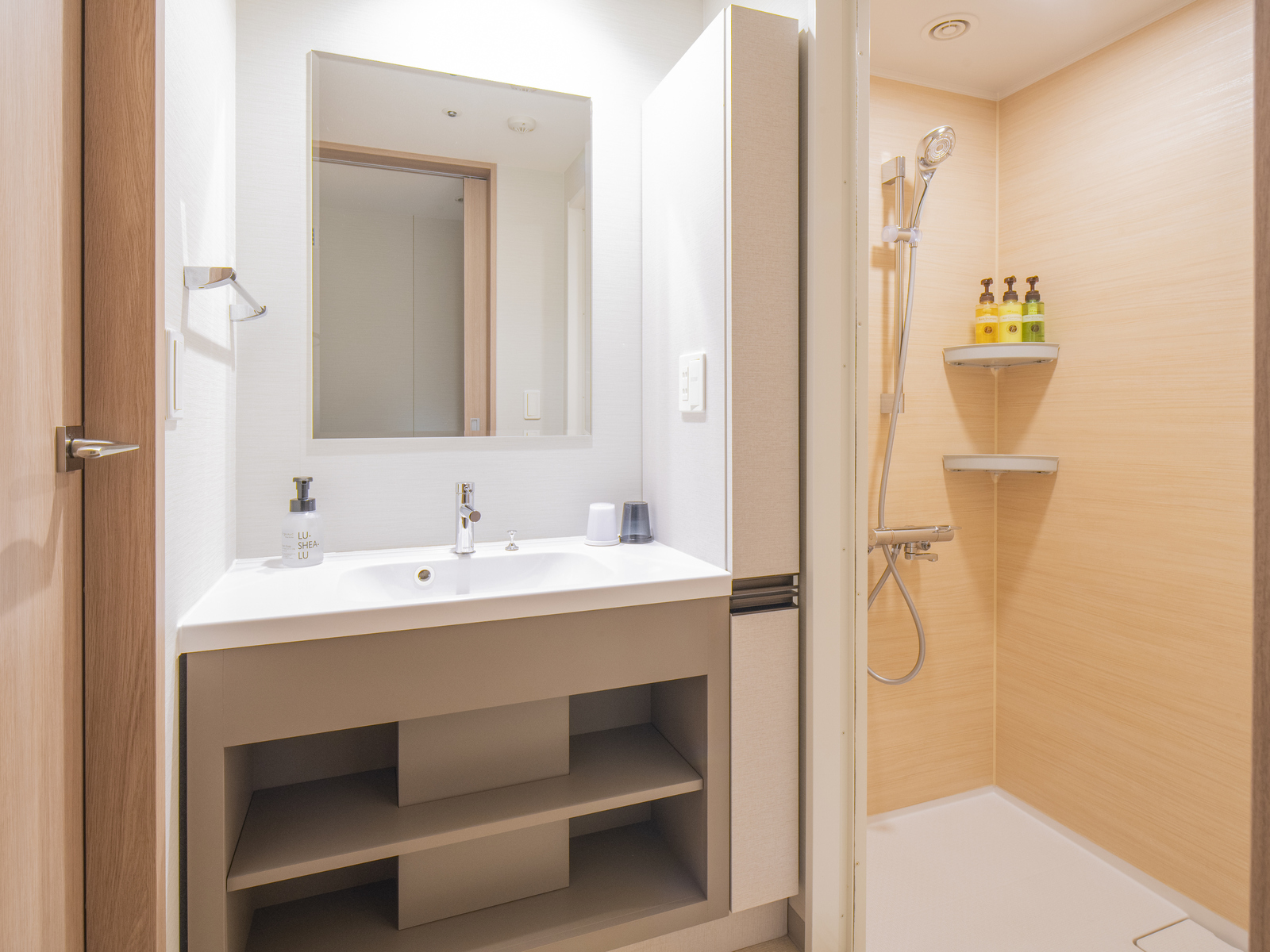 デラックスコーナーツイン 01 | ラ・ジェント・ステイ札幌大通