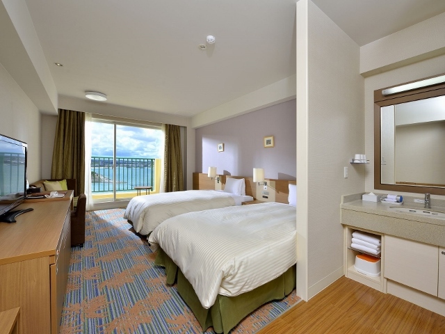 本館 オーシャンビューツイン 禁煙 | ベッセルホテルカンパーナ沖縄