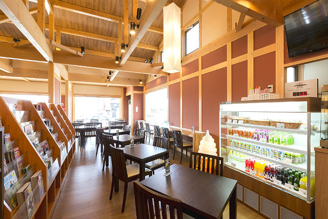 【無料レンタルタオルセット付】極楽湯彦根店入館料金　土日祝1,050円-4