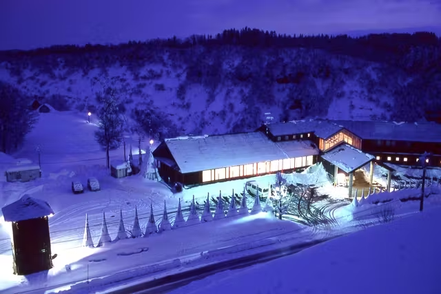 10枚回数券でお得！ ナステビュウ湯の山 【お風呂だけプラン／ご来光風呂】 クーポン-3
