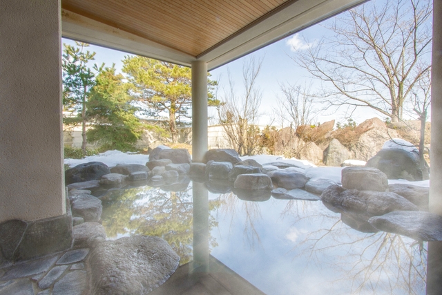 【富山・城端SA隣接】桜ヶ池クアガーデン 癒やしの温泉スパ＋プール利用 お得なチケット-2