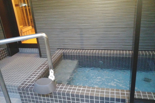 【平日限定！600円割引】SOLA SPA 新宿の湯　60分入浴チケット（レンタルタオル付）-1