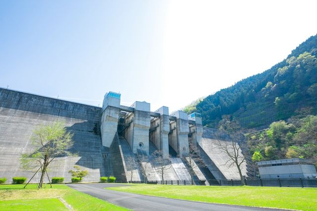 【最大19%割引】お得な天然温泉＆温水プール＋岩盤浴＋ボトルウォーターセット-13