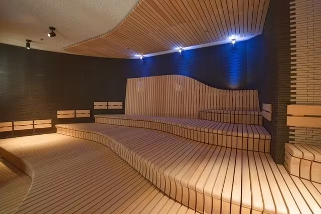 東京ドーム天然温泉 スパ ラクーア【平日限定(月～木のみ)入館+深夜割増料金込み】-10