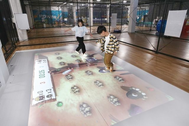 【土日祝・ハイシーズン限定・200円割引】JOYPOLIS SPORTS　120分遊び放題チケット-2