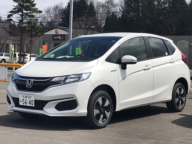 コンパクト（フィットHYBRID 確約）プランNo.10645 | ホンダレンタカー | 参考写真1