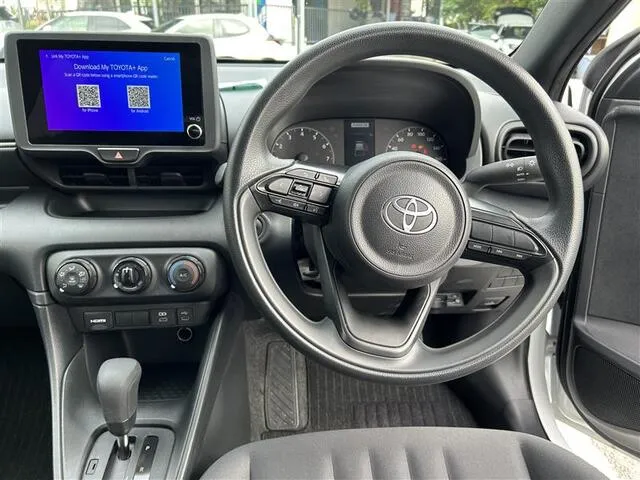 コンパクト（ヤリス 他）プランNo.11104 | カヌチャレンタカー | 参考写真4