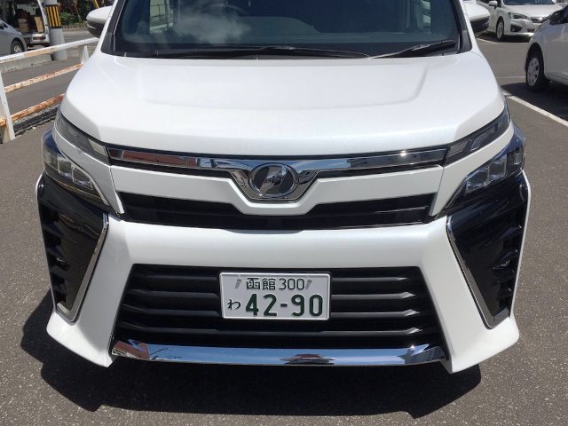 ミニバン（5〜7名乗り）（ヴォクシー 7名乗り/ノア（7名乗り） 他）プランNo.10290 | ワールドネットレンタカー | 参考写真4
