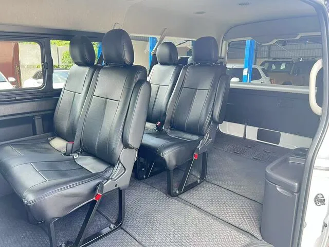 ワゴン（9～10名乗り）（ハイエースGL 確約）プランNo.12155 | 51レンタカー | 参考写真2