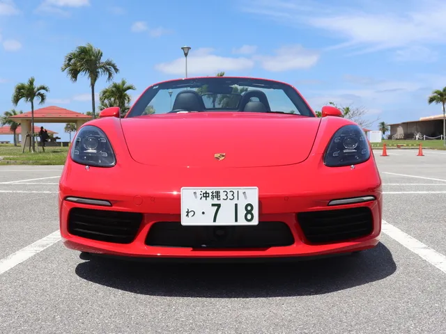 オープンカー（718 Boxster S 確約）プランNo.14246 | Porsche Drive OkinawaPorsche Drive Okinawa | 参考写真3