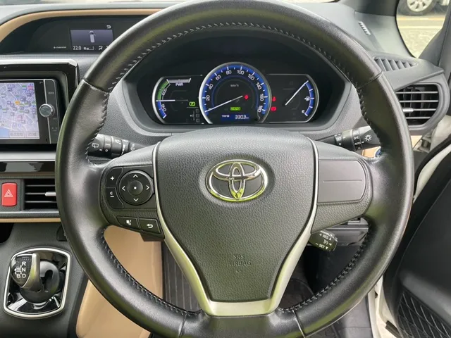 Minivan（TOYOTA VOXY 7 SEATER/TOYOTA ALPHARD 7 SEATER/TOYOTA noah/Esquire/ELGRAND 同等級） (plan : 11096) | Cococar Rental | 参考写真7