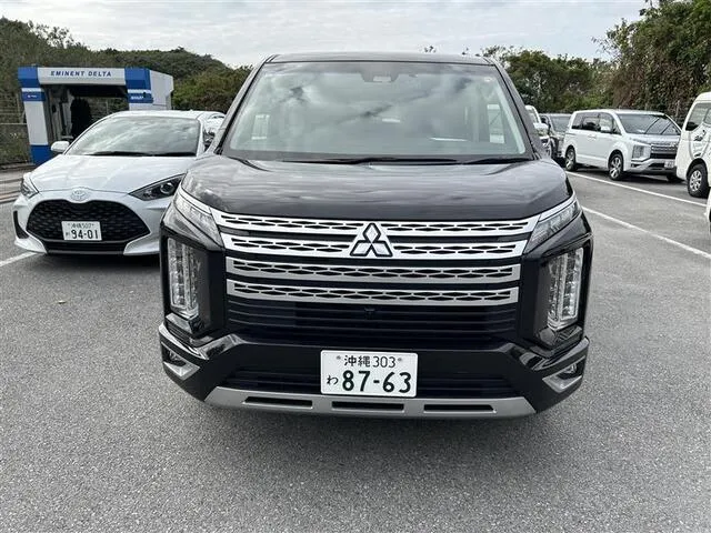 ワゴン（7～8名乗り）（デリカD:5 他）プランNo.13392 | カヌチャレンタカー空港前営業所 | 参考写真3