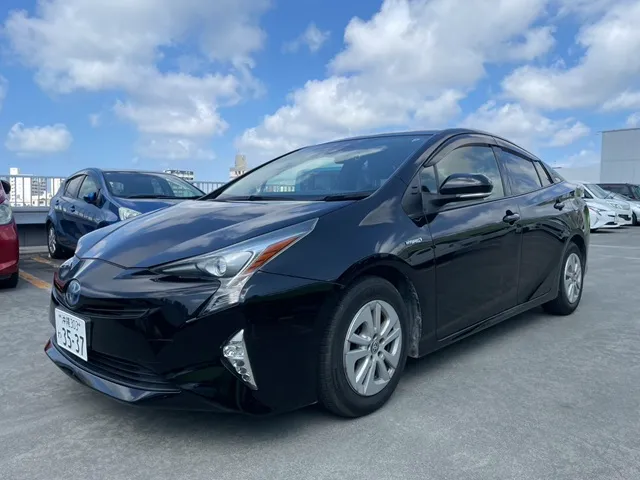 Medium（TOYOTA PRIUS 同等級） (plan : 11096) | Cococar Rental | 参考写真1